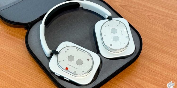 Nothing Headphone (1): Fon kepala ANC pertama mereka, ditala KEF dengan bateri 80 jam