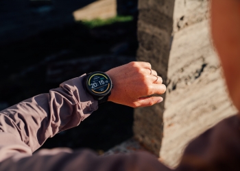 Suunto Vertical 2: Jam pintar pengembara lasak dengan lampu LED terbina, GPS sehingga 65 jam