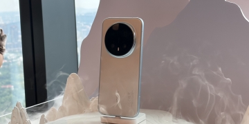 Honor Magic 8 Pro tiba di Malaysia 27 November, pembeli awal dapat Insta360 Ace percuma