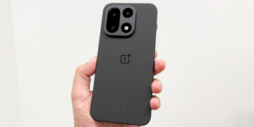 OnePlus 15 Malaysia: Telefon berkuasa Snapdragon 8 Elite, bateri 7,300mAh, harga RM4,399