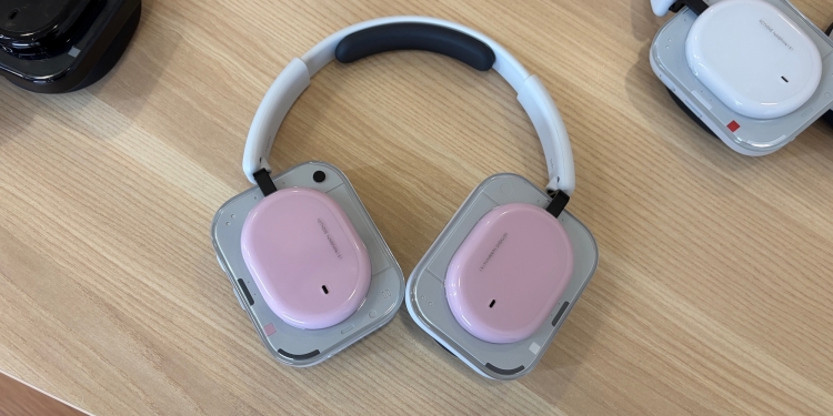 Nothing Headphone (a) dilancar dengan bateri hingga 135 jam, ANC adaptif, harga RM699