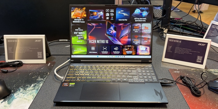 Acer umum laptop Nitro 16 baharu dengan Ryzen 9, serta konsol penstriman Nitro Blaze Link