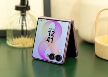 Samsung Galaxy Z Flip 8 rasmi: Rekaan lebih nipis, bateri 4,300mAh & FlexWindow lebih pintar