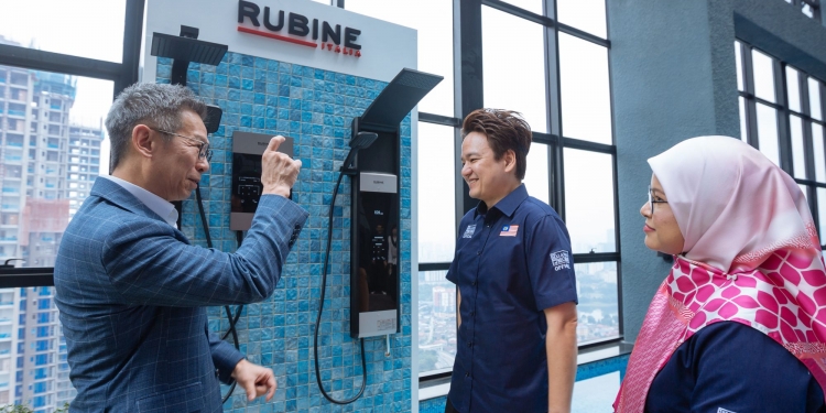 Pemanas air segera Rubine ini cuma 45mm tebal, rekod paling nipis di Malaysia