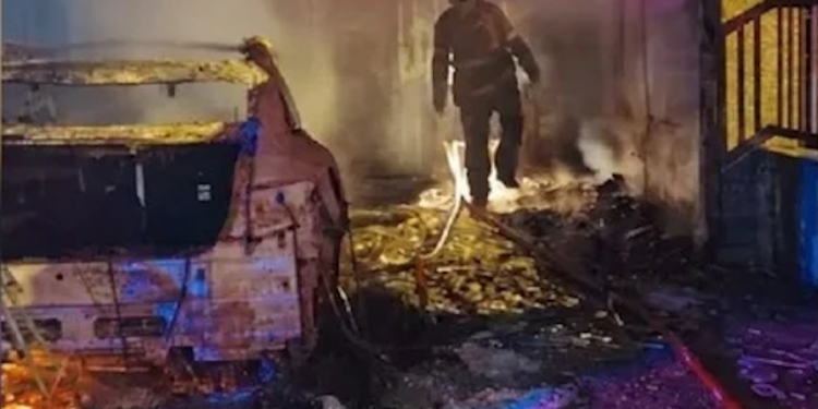 EV terbakar di Alam Damai, adakah ia Mercedes-Benz EQE?