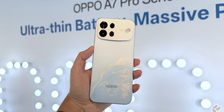 Siri Oppo A7 Pro diumum dengan bateri 10,000mAh, tempahan dibuka dengan rebat RM200